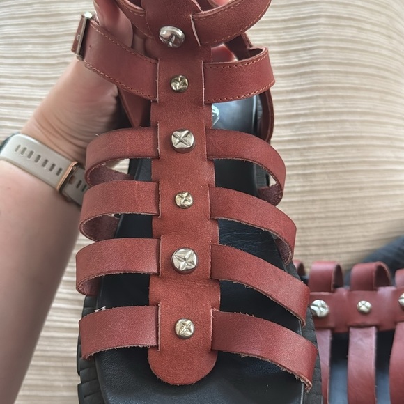 Free People Hadley Hammered Stud Sandals Size 40.5 - Picture 8 of 10